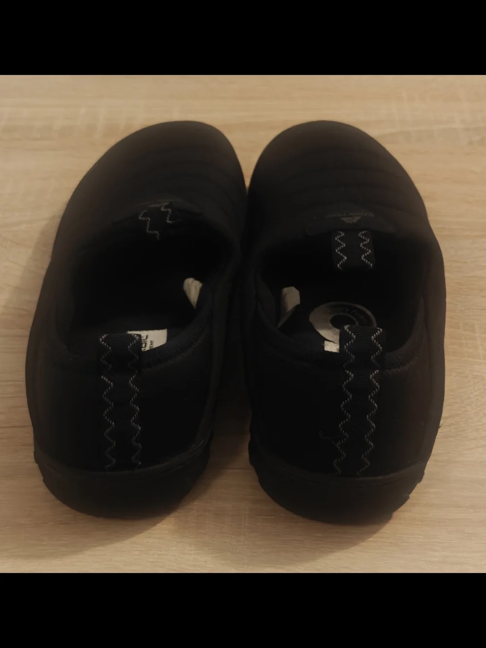 OZARK TRAIL Men's Puffer Shoes SZ 7 Loafer/Slipper Black Memory Foam